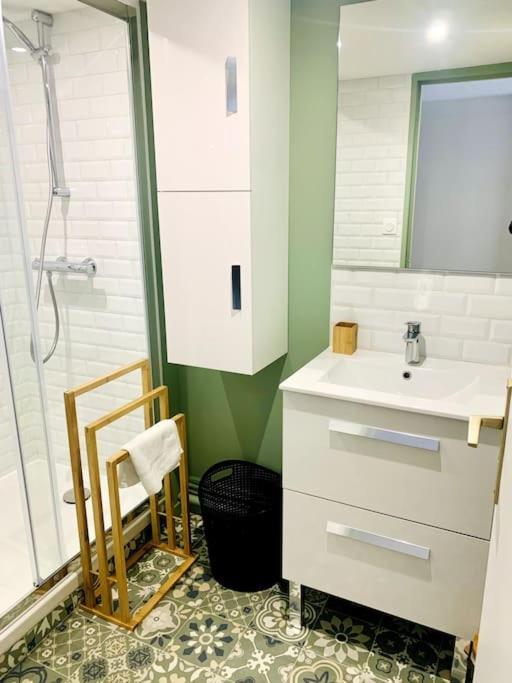 Apartment Marie Lou A La - Hyper Centre - Wifi - Transports Et Commerces - Conciergeriej&n